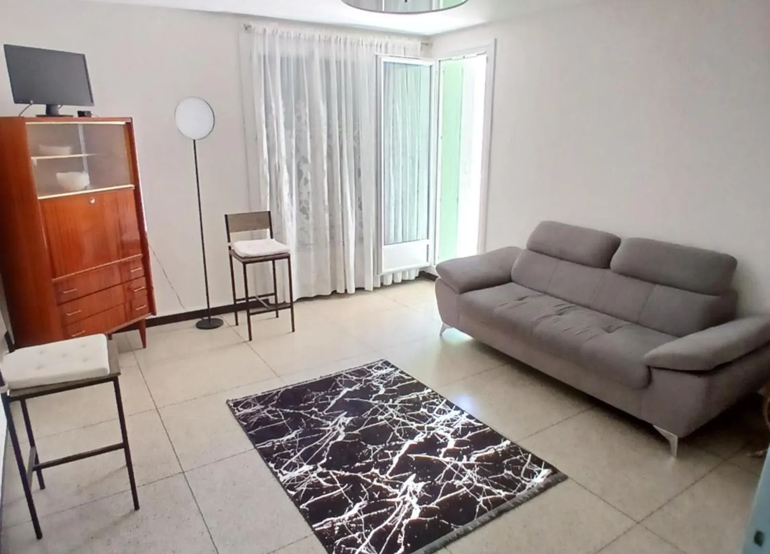 Apartment Chambre Avec Balcon Dans Une Appartement La Belle De Mai Marseille
