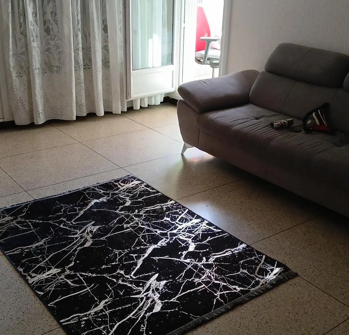 Chambre Avec Balcon Dans Une Appartement La Belle De Mai Marsiglia Appartamento